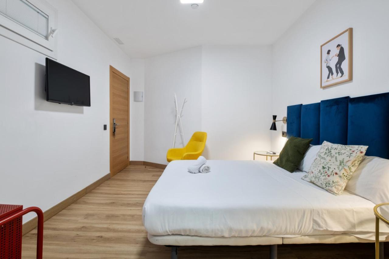Malaga City Suites Экстерьер фото