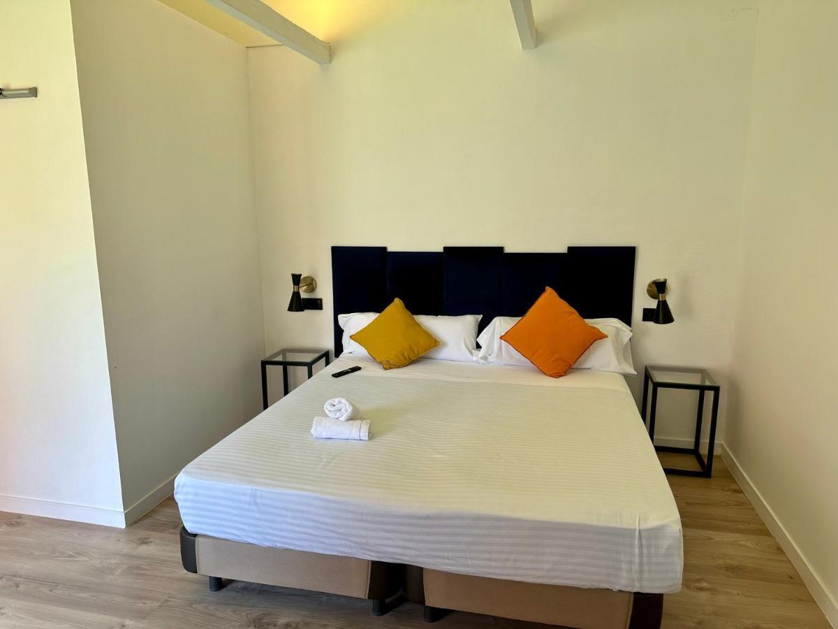 Malaga City Suites Экстерьер фото