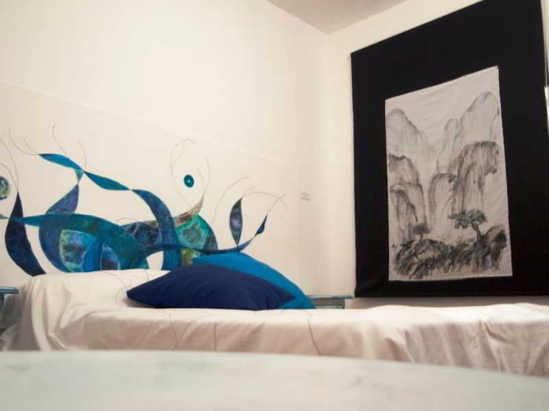 Malaga City Suites Экстерьер фото